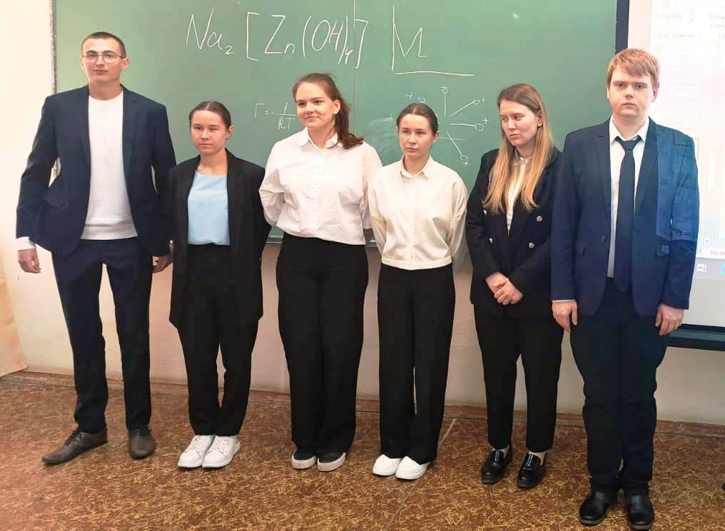 О первом выпуске специалистов и магистров по программе ИХТСМ