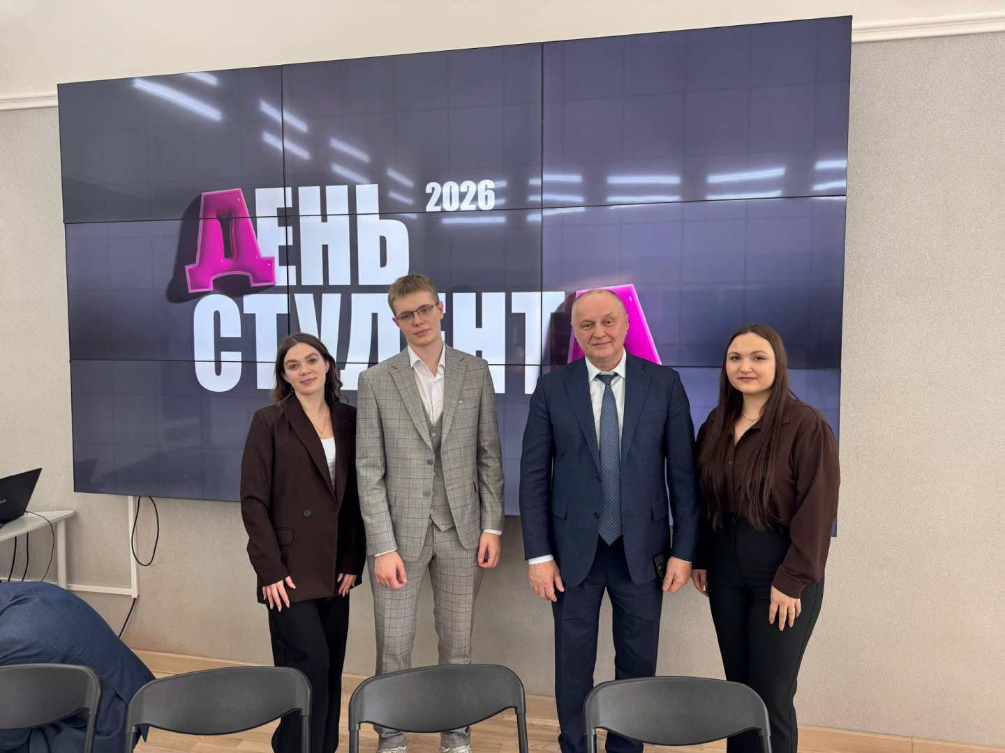 Студенты НИ РХТУ — участники встречи с Губернатором Тульской области.