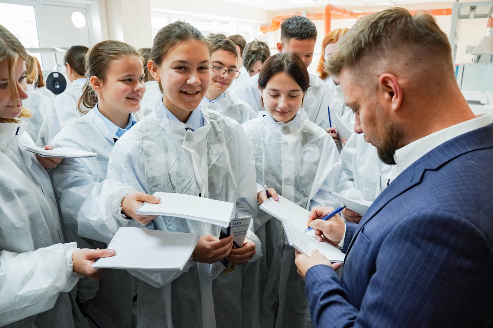 Посещение института обучающимися центра «Созвездие»