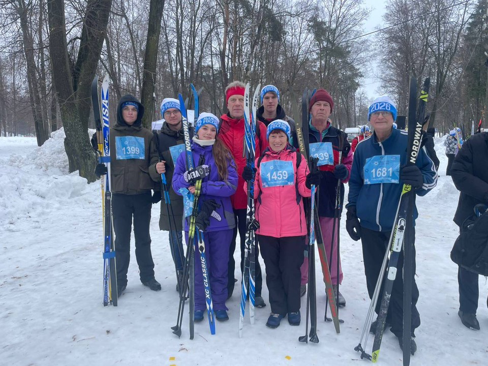 Студенты и сотрудники НИ РХТУ — участники «Лыжни России – 2026»